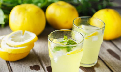 Почему нужно пить воду с лимоном